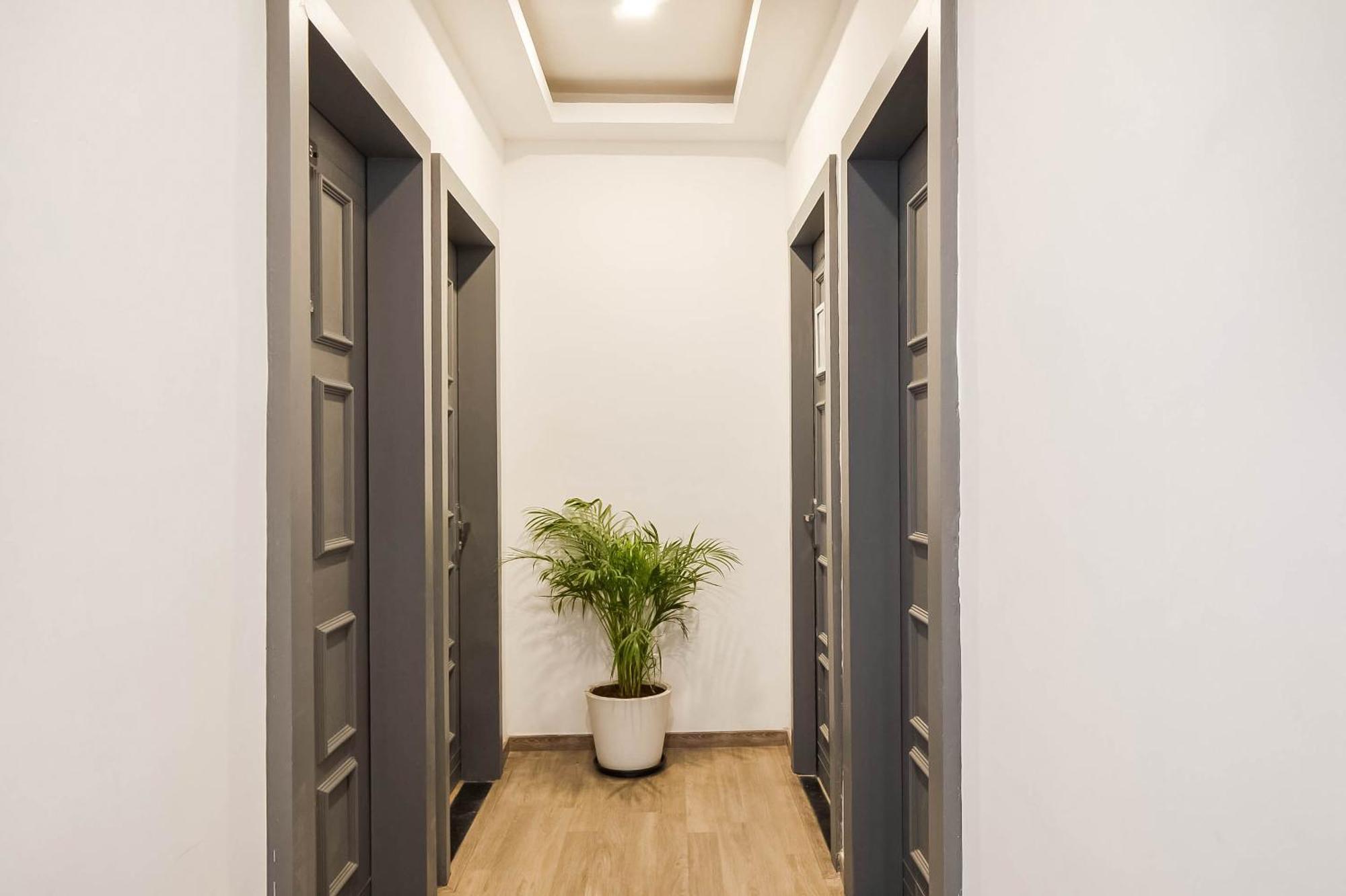 Super Townhouse Lords Inn Regency Mānglia Extérieur photo